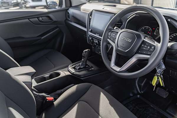 2025 Isuzu D-MAX SX 4X4