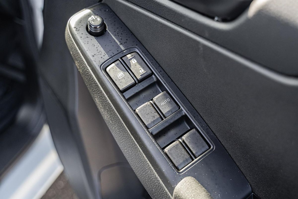 2025 Isuzu D-MAX SX 4X4