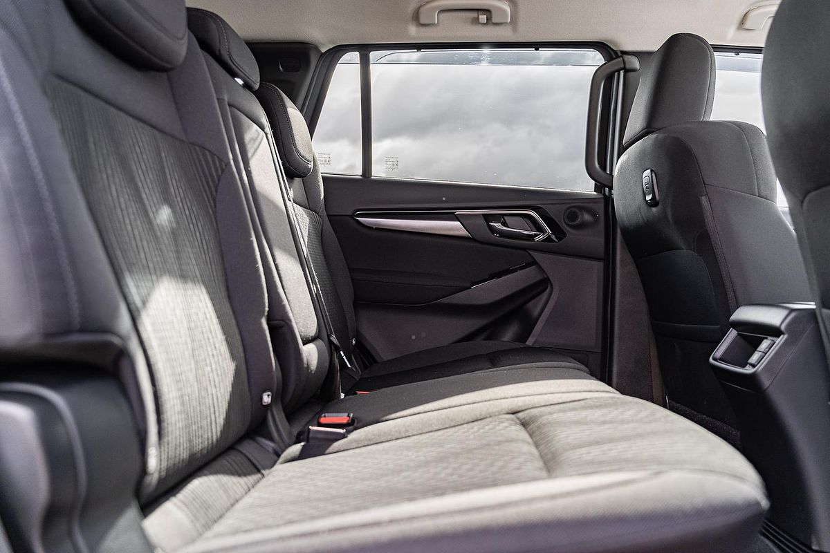 2025 Isuzu MU-X LS-U