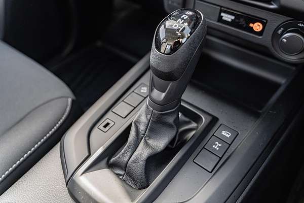 2025 Isuzu D-MAX SX 4X4