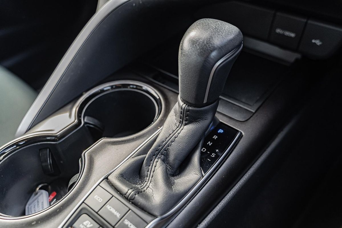 2021 Toyota Camry Ascent Sport AXVH70R