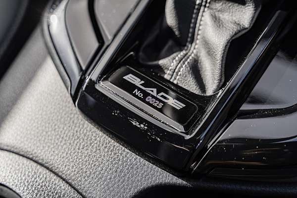 2024 Isuzu D-MAX BLADE 4X4