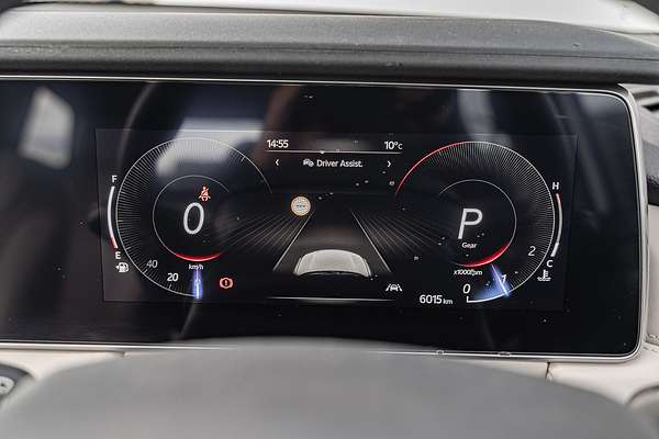 2023 Mahindra XUV700 AX7L
