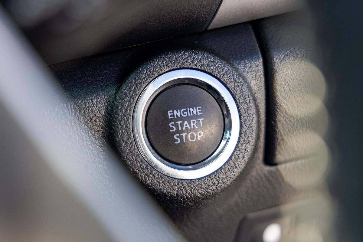 2021 Toyota Hilux SR5 GUN126R 4X4