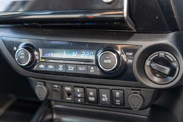 2021 Toyota Hilux SR5 GUN126R 4X4