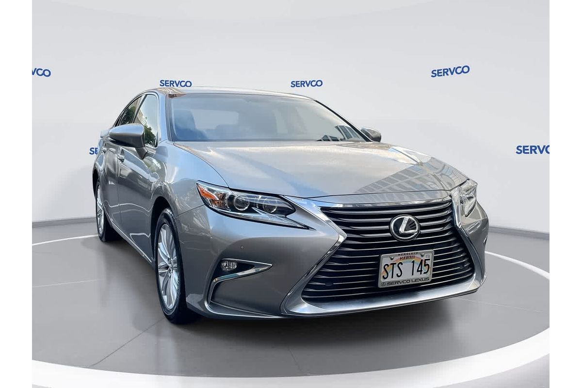 2016 Lexus ES