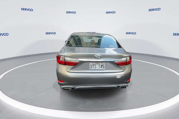 2016 Lexus ES