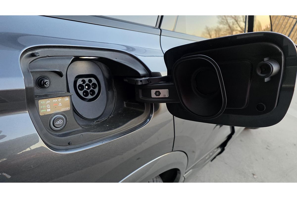 2025 Audi Q6 e-tron GF