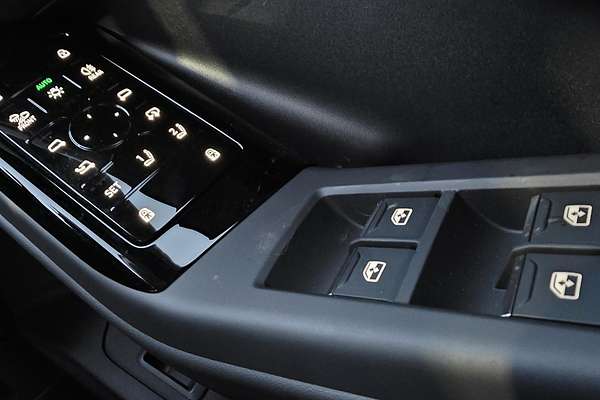 2025 Audi Q6 e-tron GF