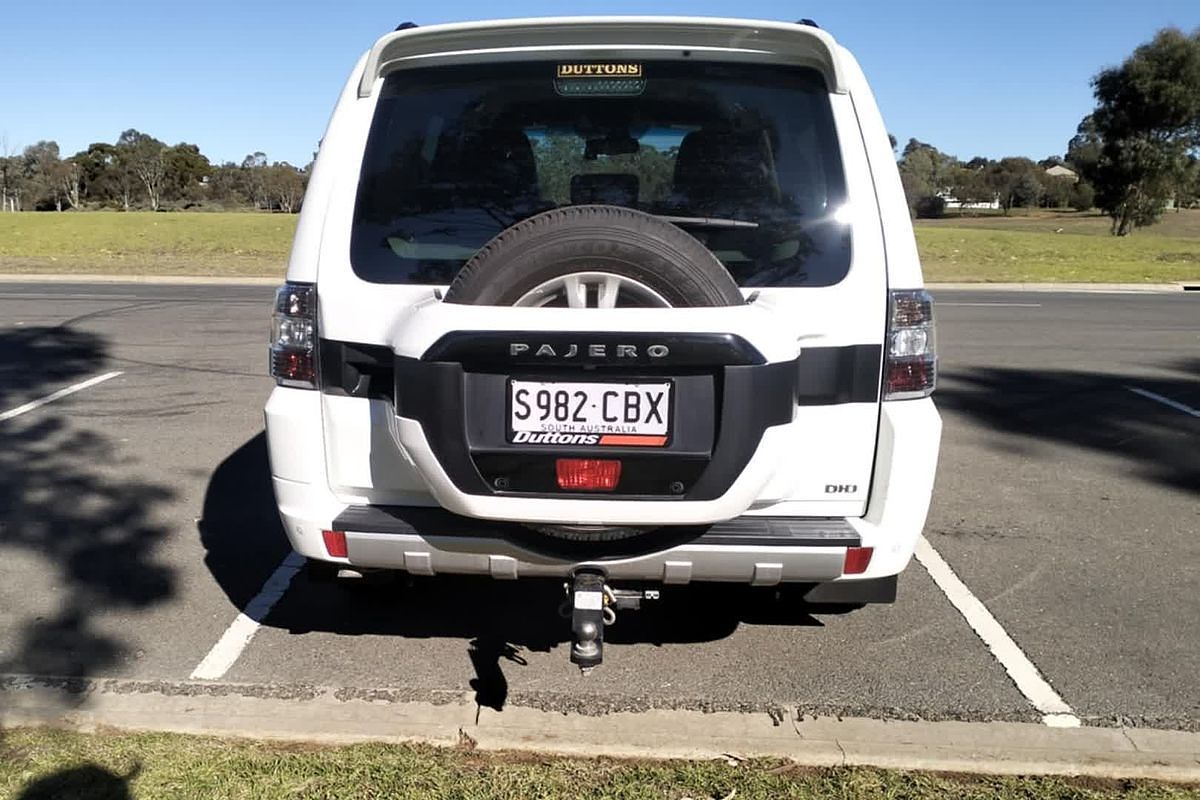 2019 Mitsubishi Pajero GLS NX