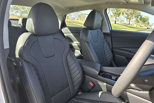 2025 Hyundai i30 Premium CN7.V2