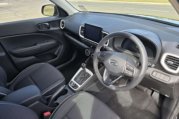 2025 Hyundai Venue Active QX.V5