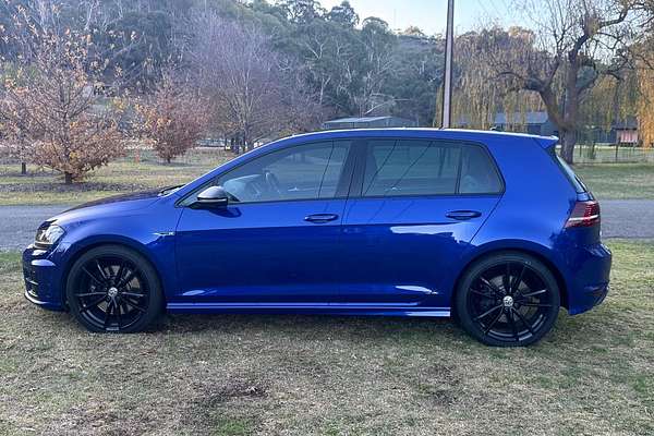 2015 Volkswagen Golf R Wolfsburg Edition 7