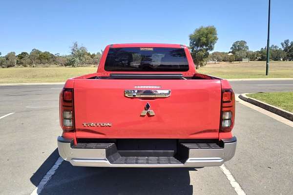2024 Mitsubishi Triton GLS MV 4X4