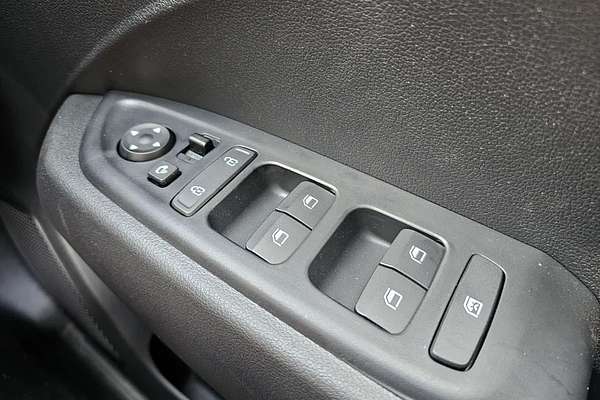 2025 Hyundai Venue Active QX.V5