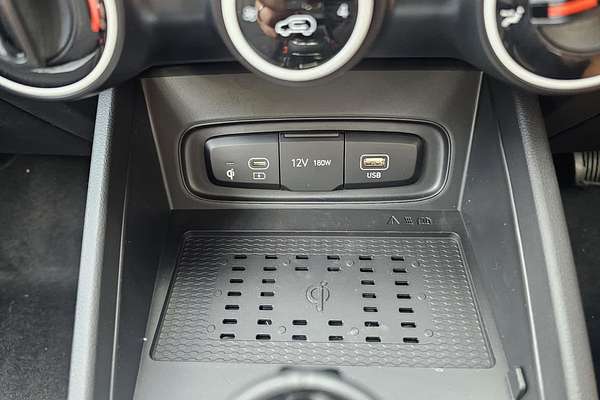 2025 Hyundai Venue Active QX.V5