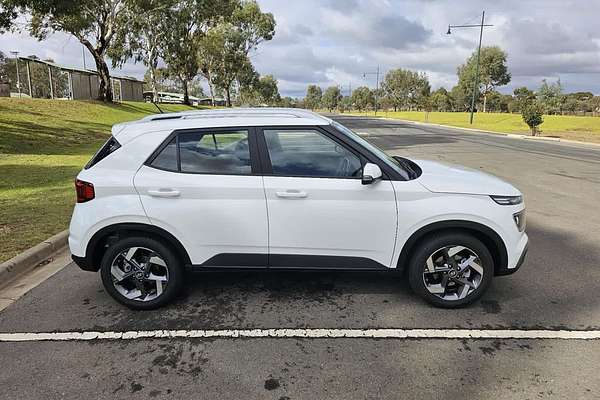 2025 Hyundai Venue Active QX.V5