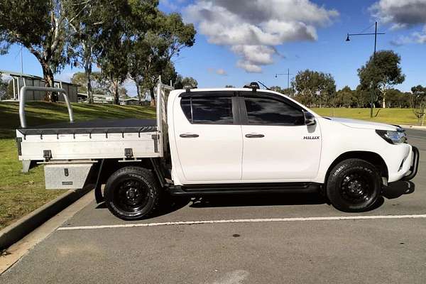 2017 Toyota Hilux SR GUN126R 4X4