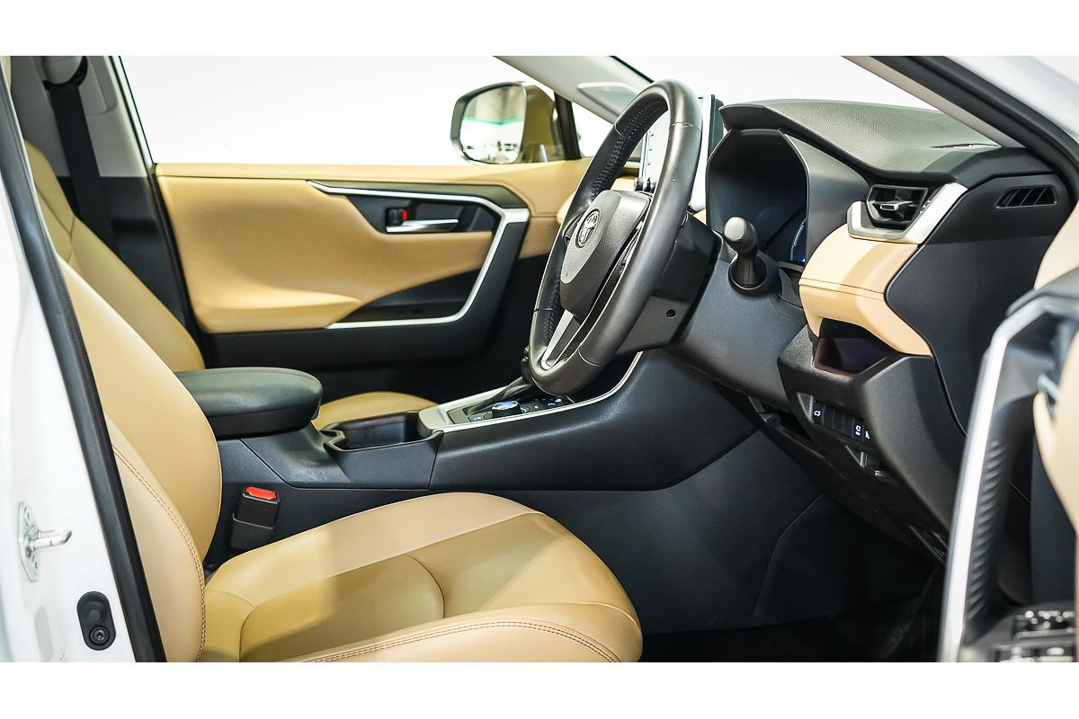 2020 Toyota RAV4 Cruiser AXAH54R