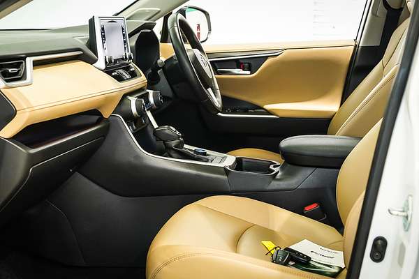 2020 Toyota RAV4 Cruiser AXAH54R