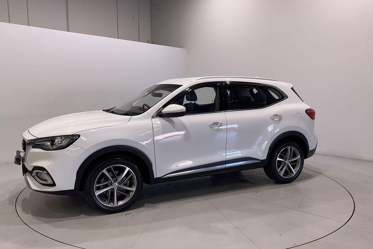 2022 MG HS Excite SAS23