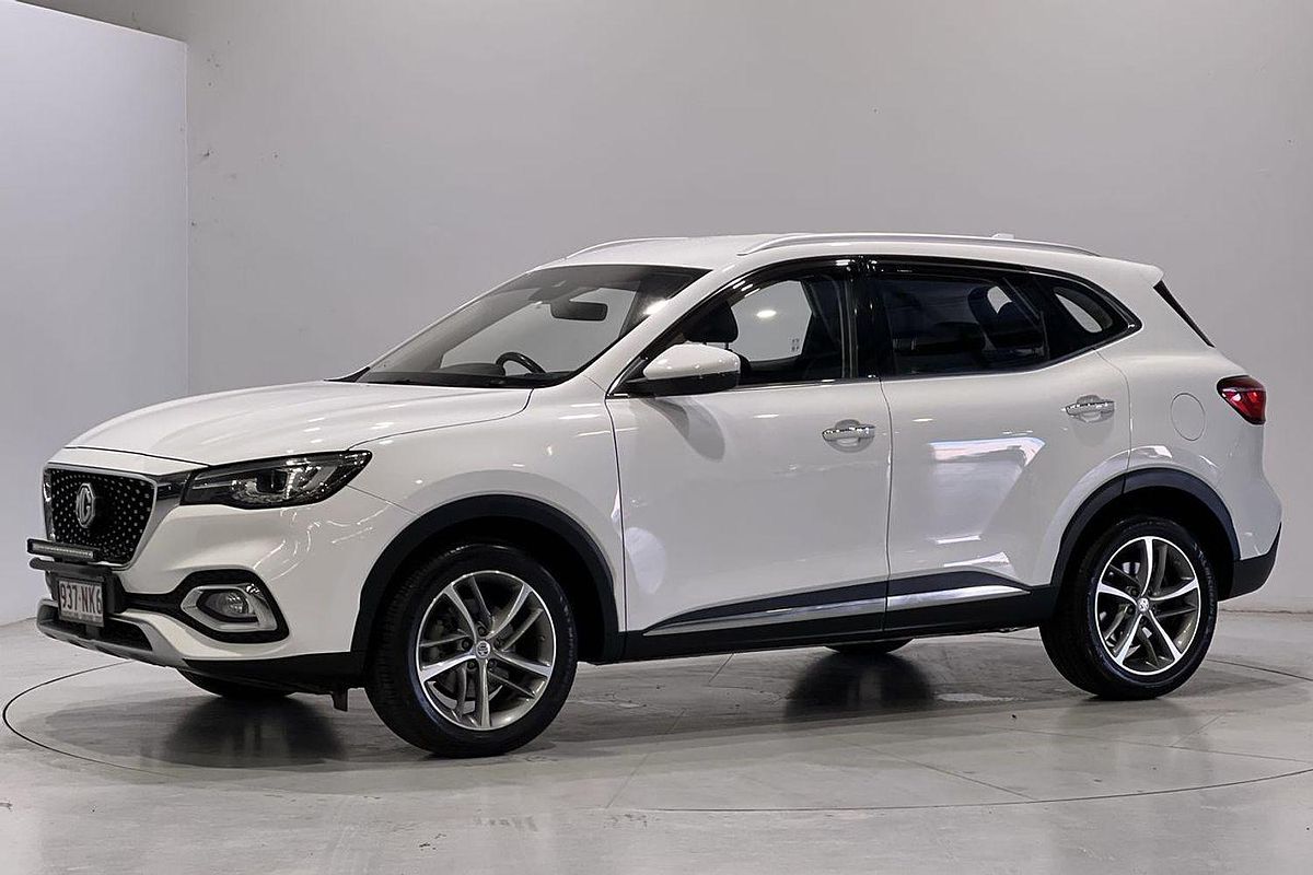 2022 MG HS Excite SAS23