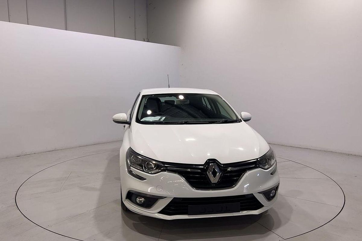2016 Renault Megane Zen BFB