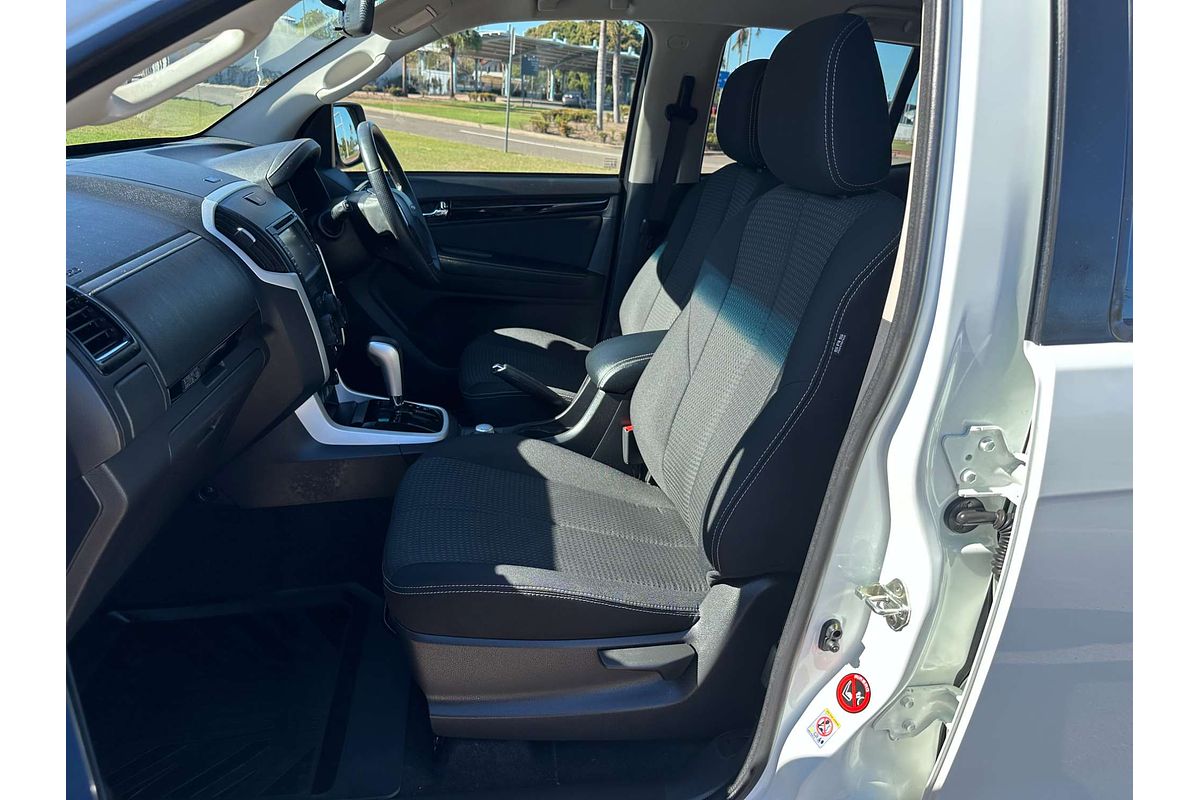 2021 Isuzu MU-X LS-M