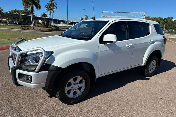 2021 Isuzu MU-X LS-M