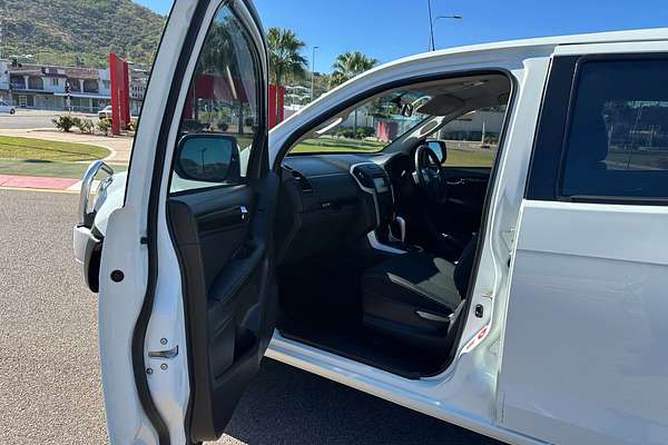 2021 Isuzu MU-X LS-M