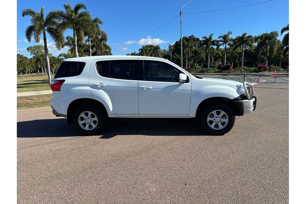 2021 Isuzu MU-X LS-M