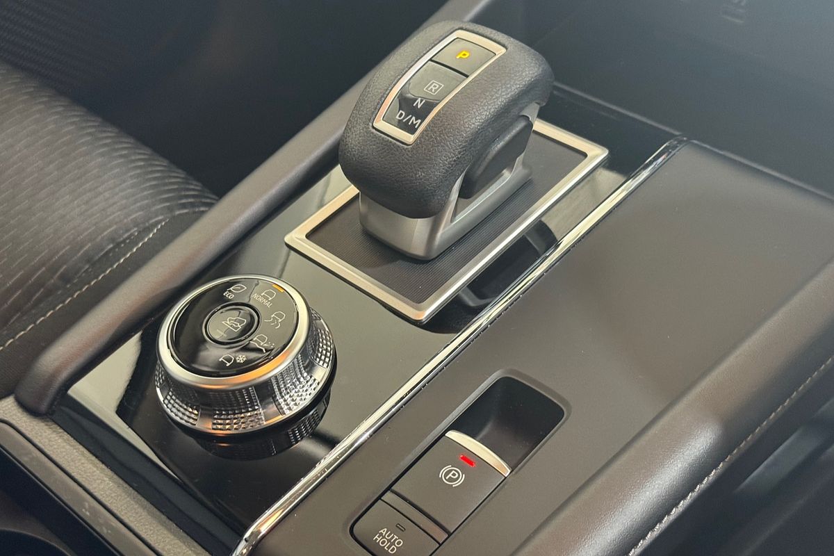2022 Mitsubishi Outlander ES ZM
