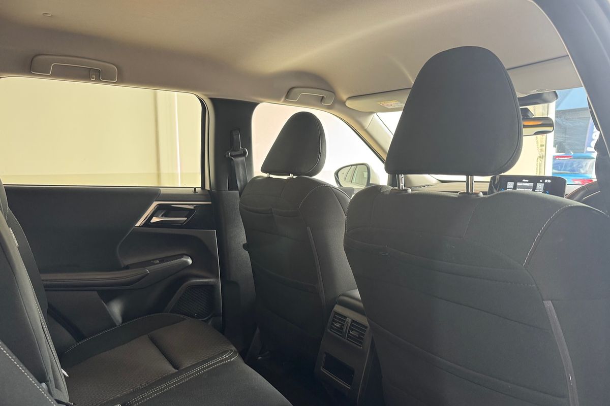 2022 Mitsubishi Outlander ES ZM