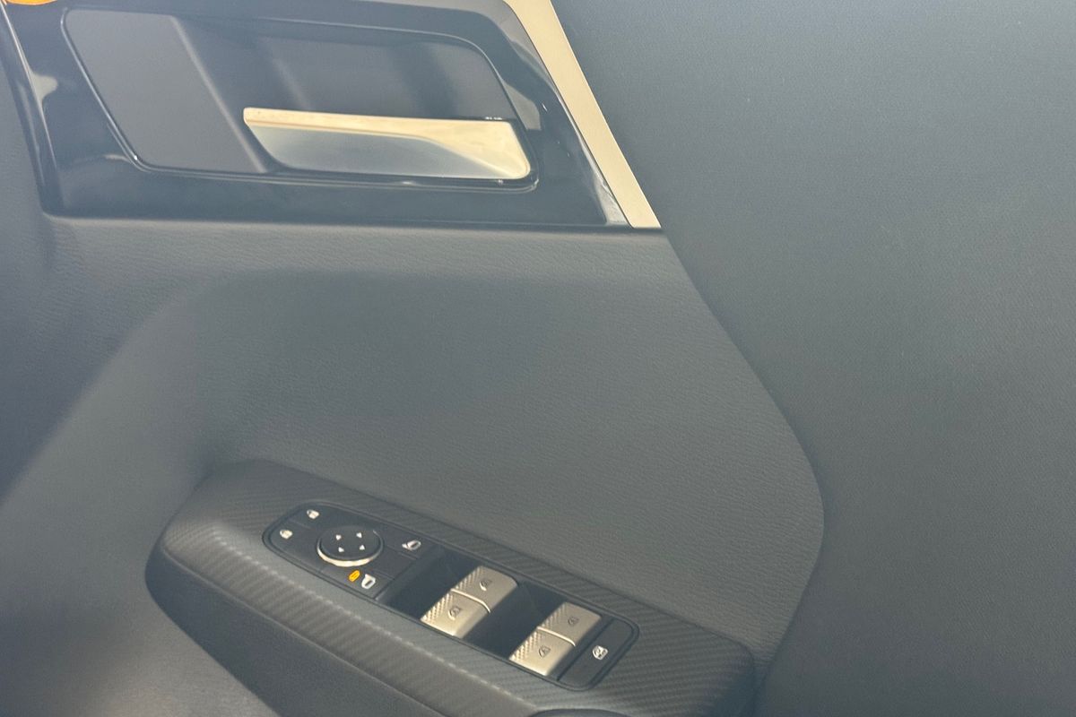 2022 Mitsubishi Outlander ES ZM