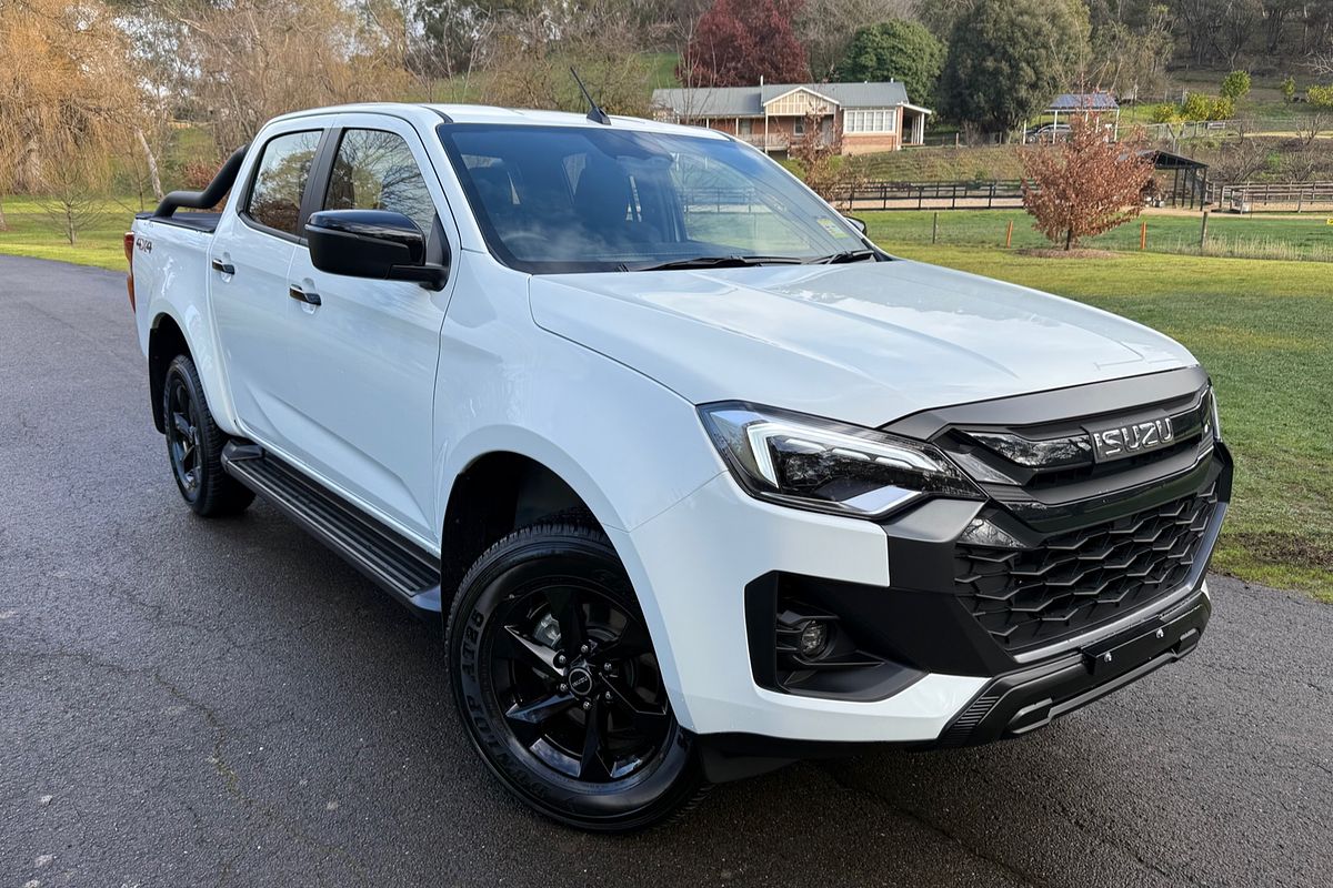 2025 Isuzu D-MAX X-RIDER 4X4