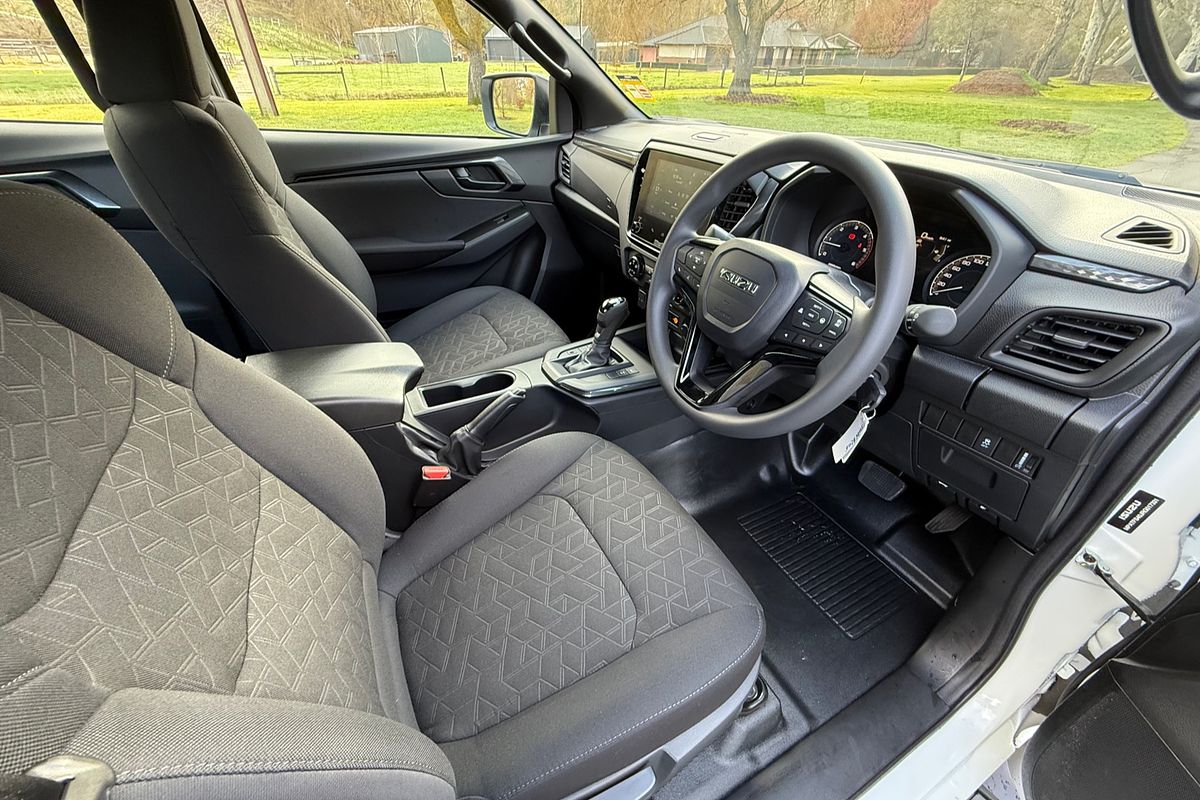 2025 Isuzu D-MAX X-RIDER 4X4