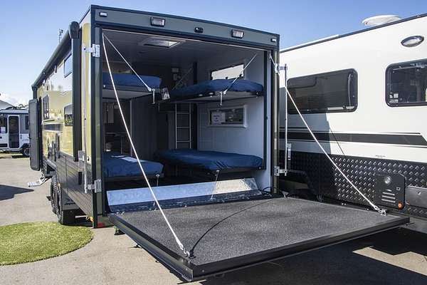 2024 Jayco BASE STATION CARAVAN 24.75-6.4T.BS-MY24