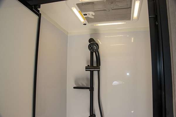 2024 Jayco BASE STATION CARAVAN 24.75-6.4T.BS-MY24