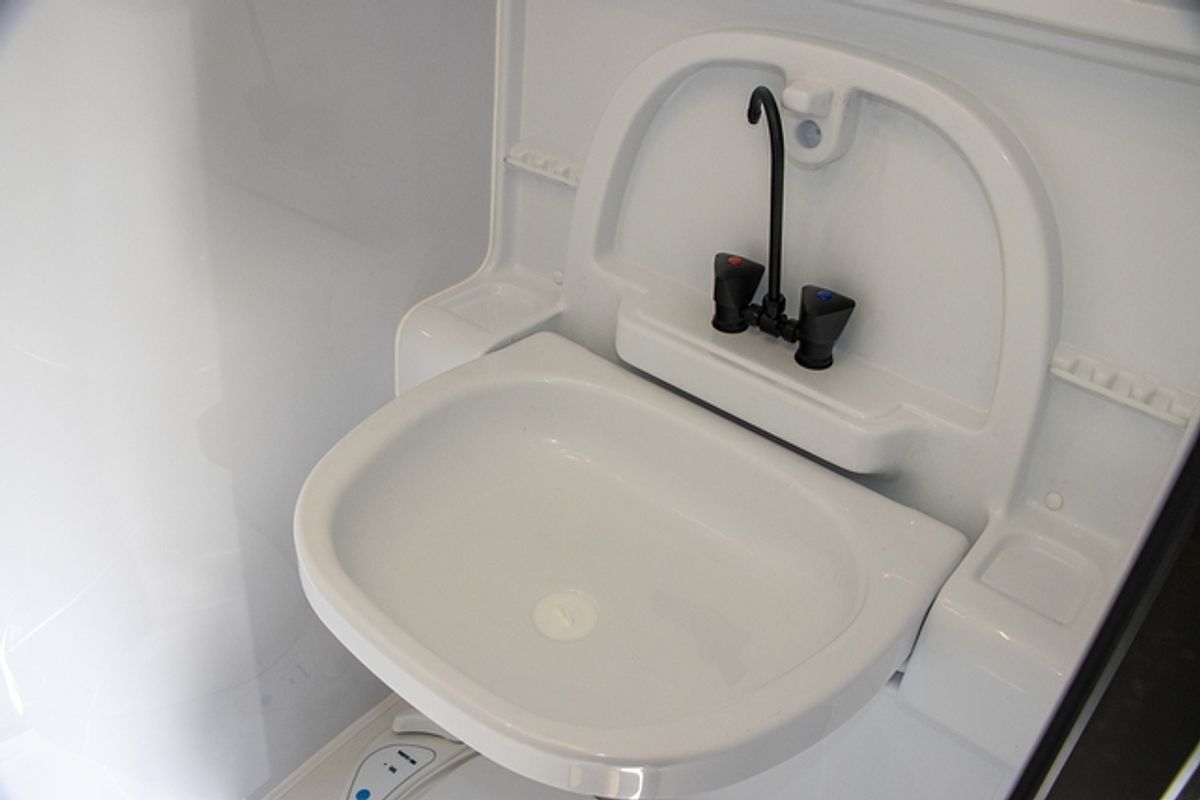2024 Jayco BASE STATION CARAVAN 24.75-6.4T.BS-MY24