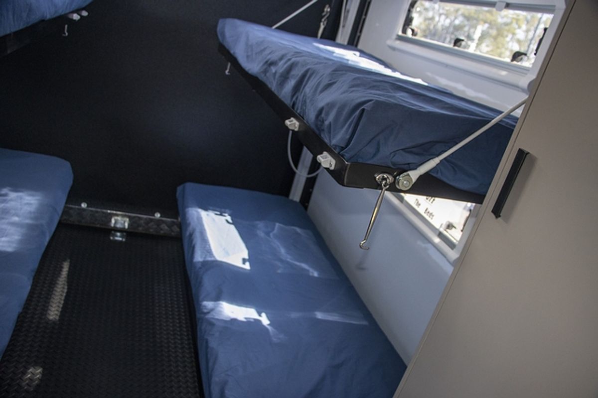 2024 Jayco BASE STATION CARAVAN 24.75-6.4T.BS-MY24