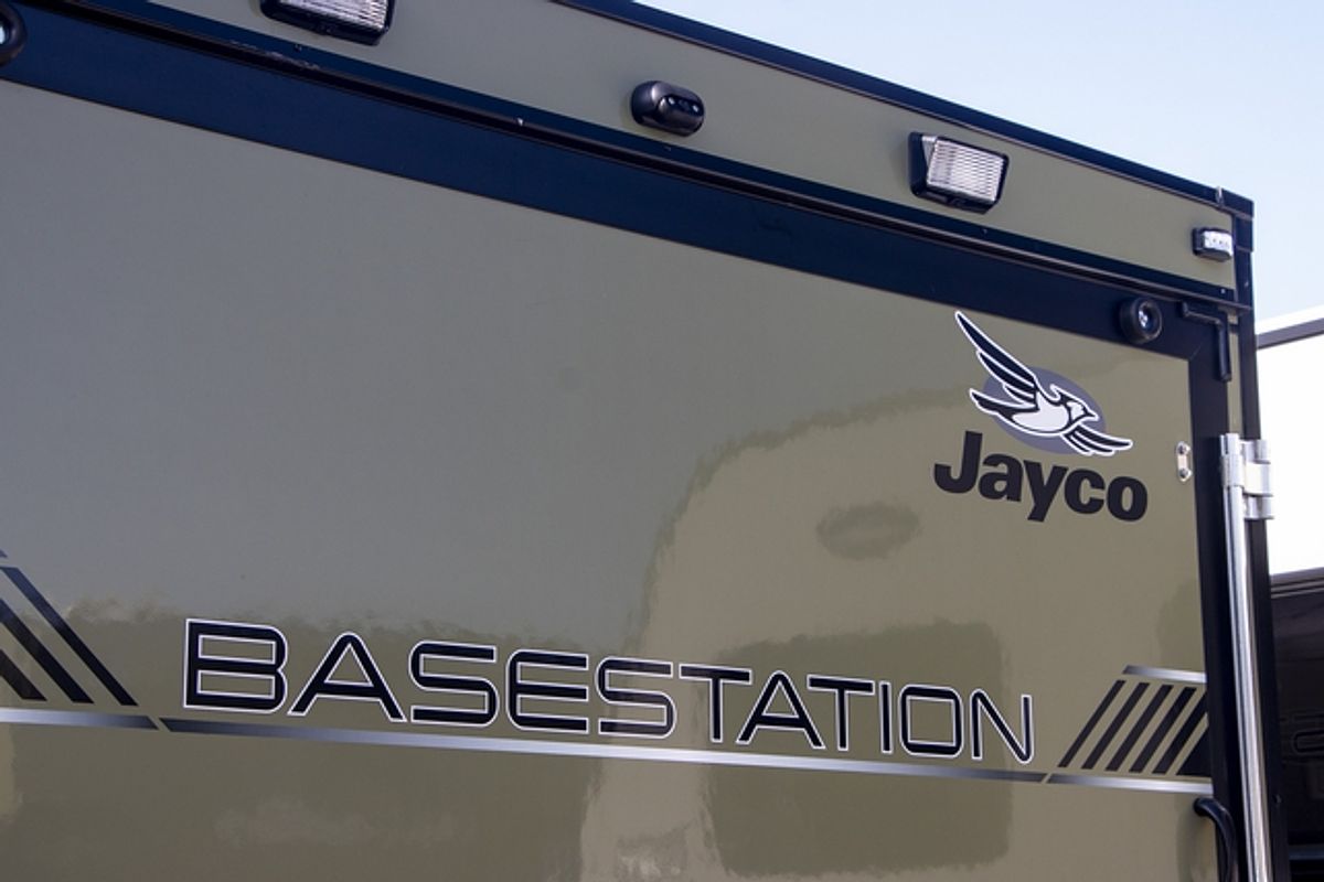 2024 Jayco BASE STATION CARAVAN 24.75-6.4T.BS-MY24