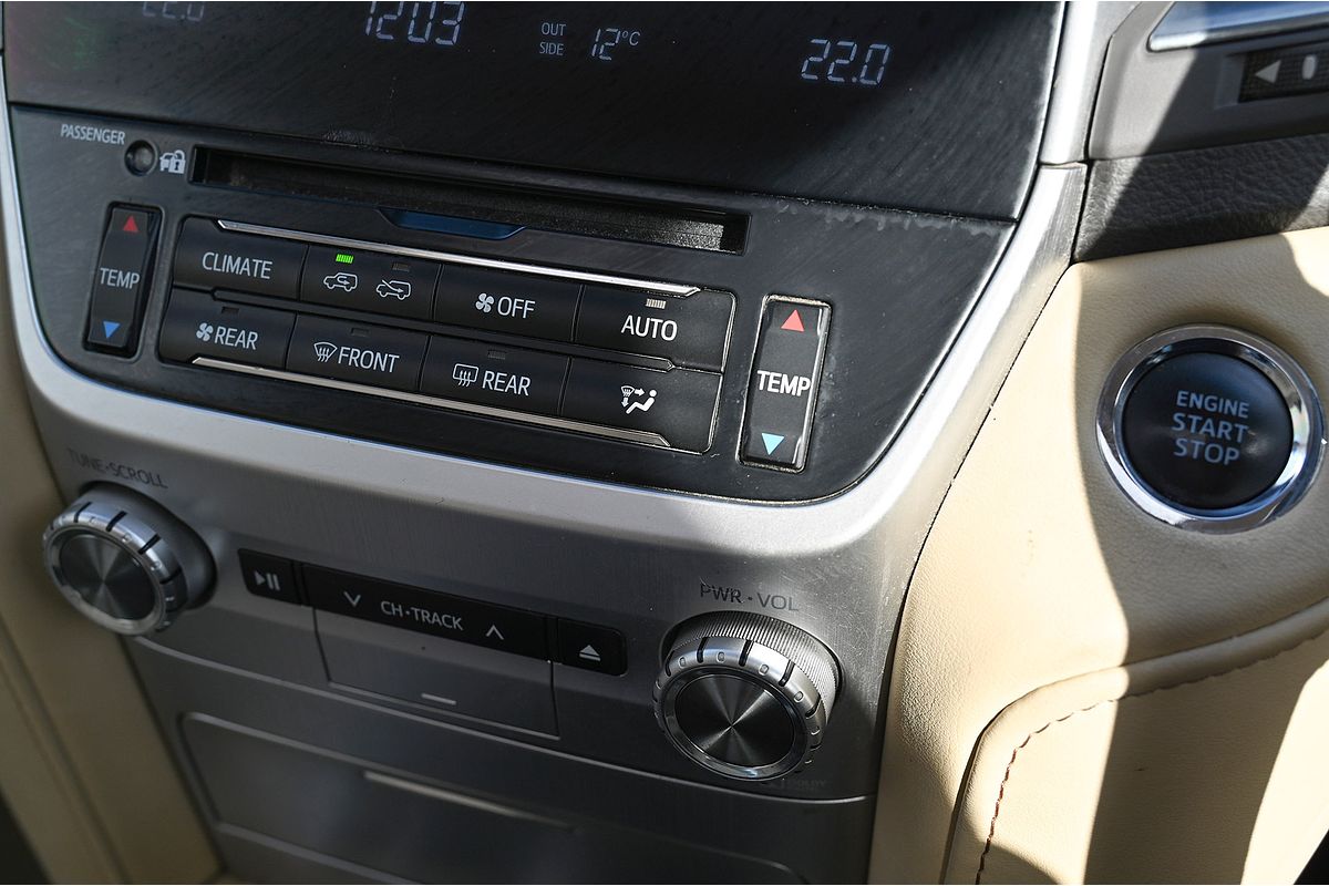 2016 Toyota Landcruiser Sahara VDJ200R