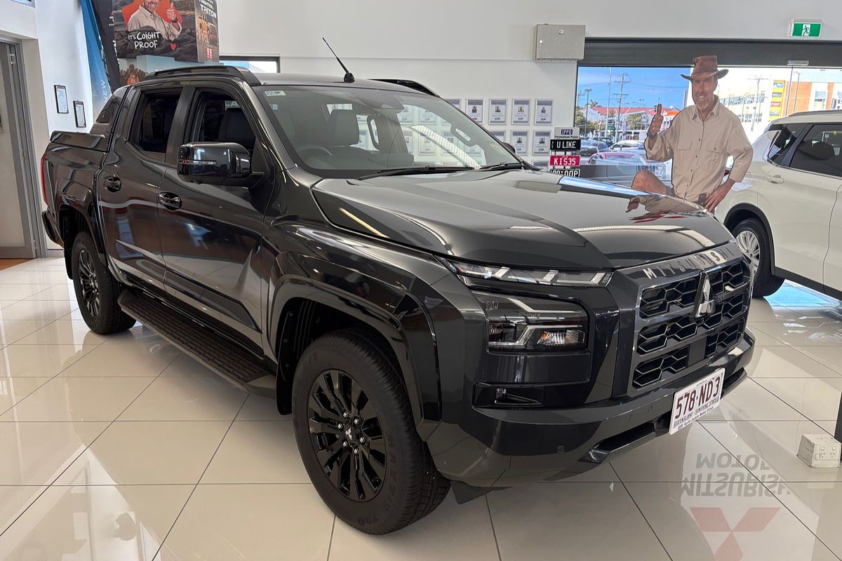 2025 Mitsubishi Triton GSR MV 4X4