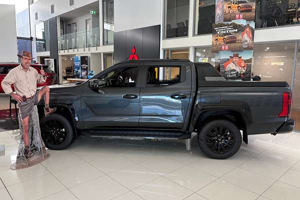 2025 Mitsubishi Triton GSR MV 4X4