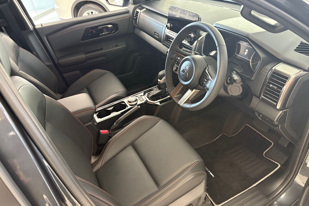 2025 Mitsubishi Triton GSR MV 4X4