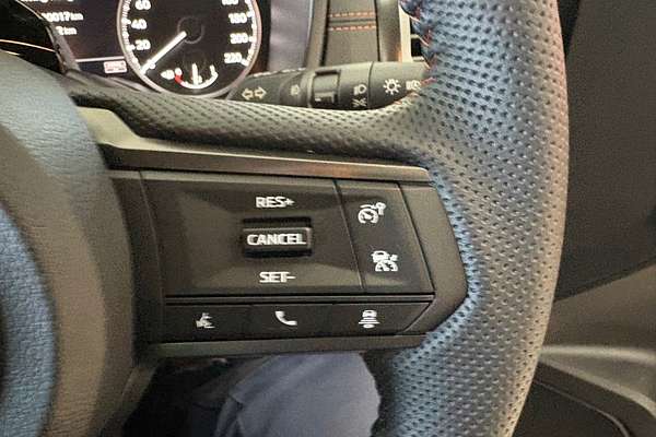 2025 Mitsubishi Triton GSR MV 4X4