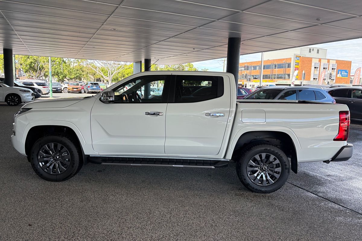 2025 Mitsubishi Triton GLS MV 4X4