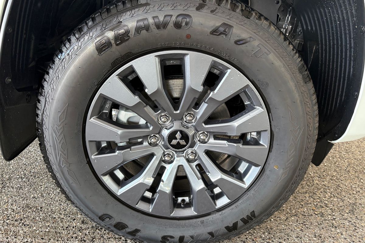 2025 Mitsubishi Triton GLS MV 4X4