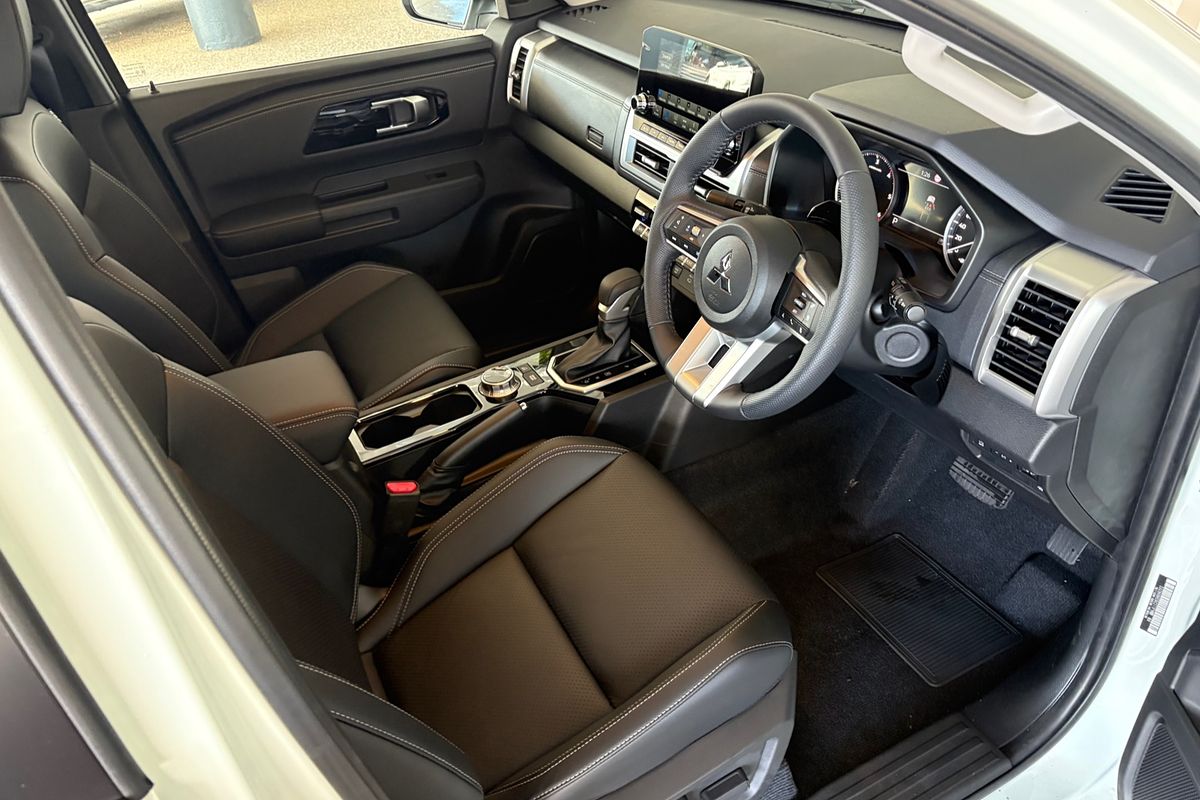 2025 Mitsubishi Triton GLS MV 4X4