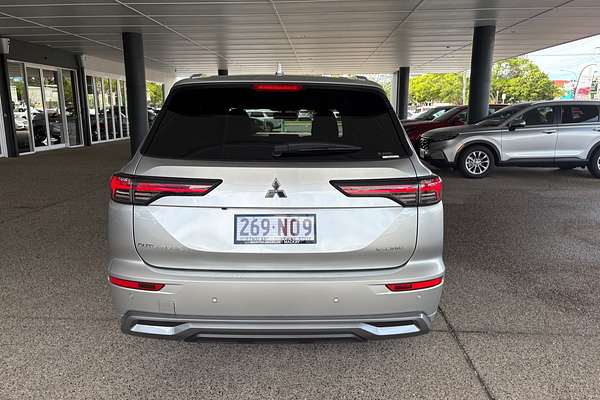 2025 Mitsubishi Outlander Exceed ZM